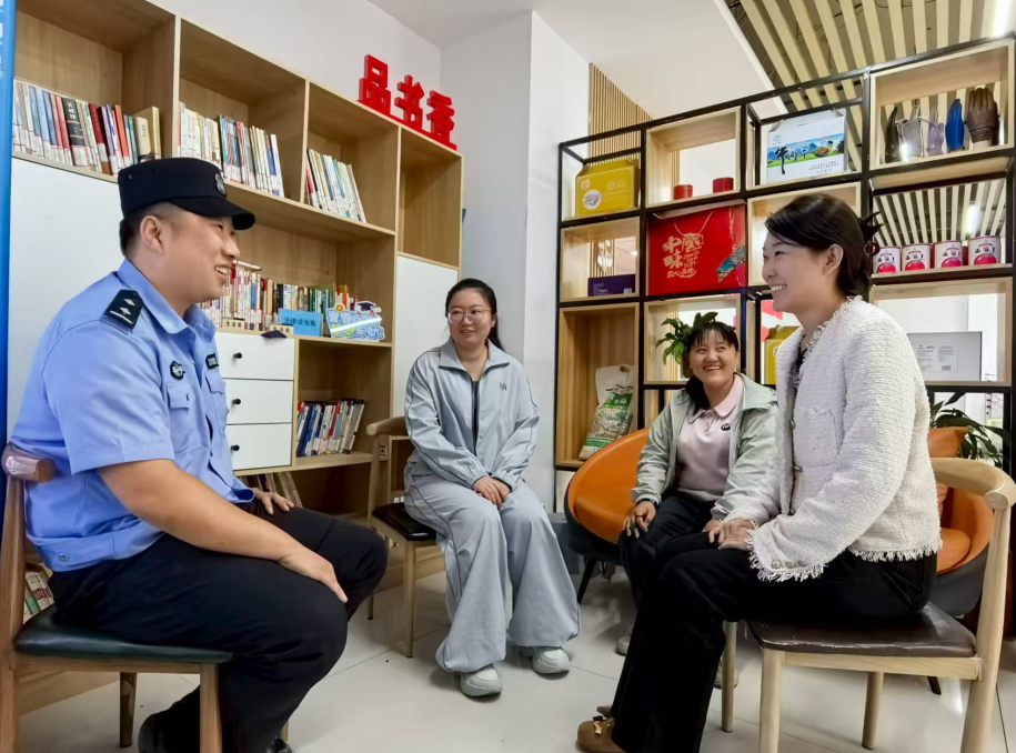 新疆塔城地區烏蘇市公安：警社共治+精準普法 把群眾“煩心事”捋成“順心事”